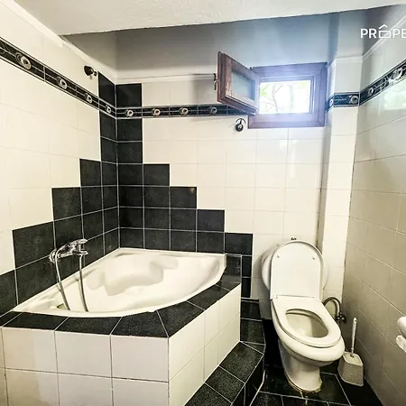 Sivas Deluxe House * Nea Kallikrateia